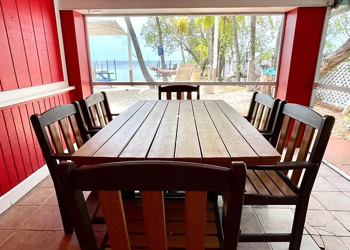 The Pelican Key Largo Cottages